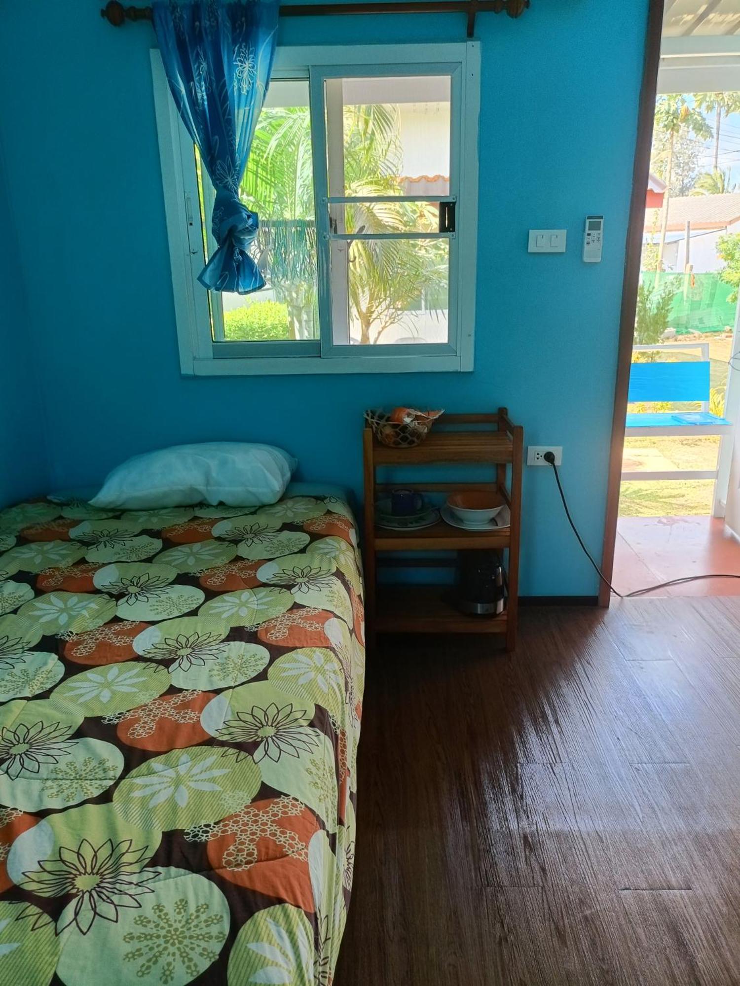 Chill Land House Hotel Bang Tao Beach  Exterior foto