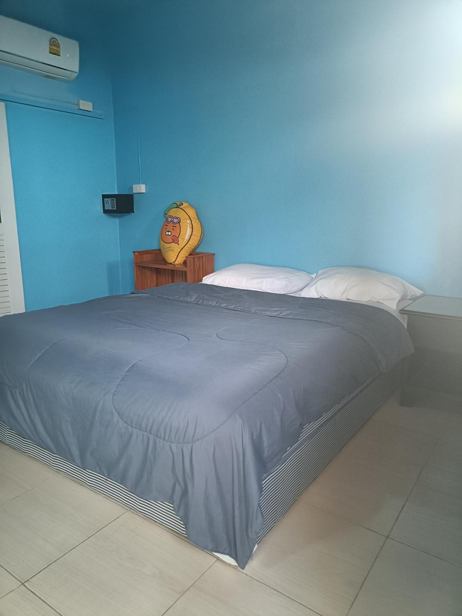 Chill Land House Hotel Bang Tao Beach  Exterior foto