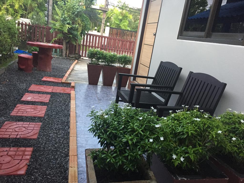 Chill Land House Hotel Bang Tao Beach  Exterior foto
