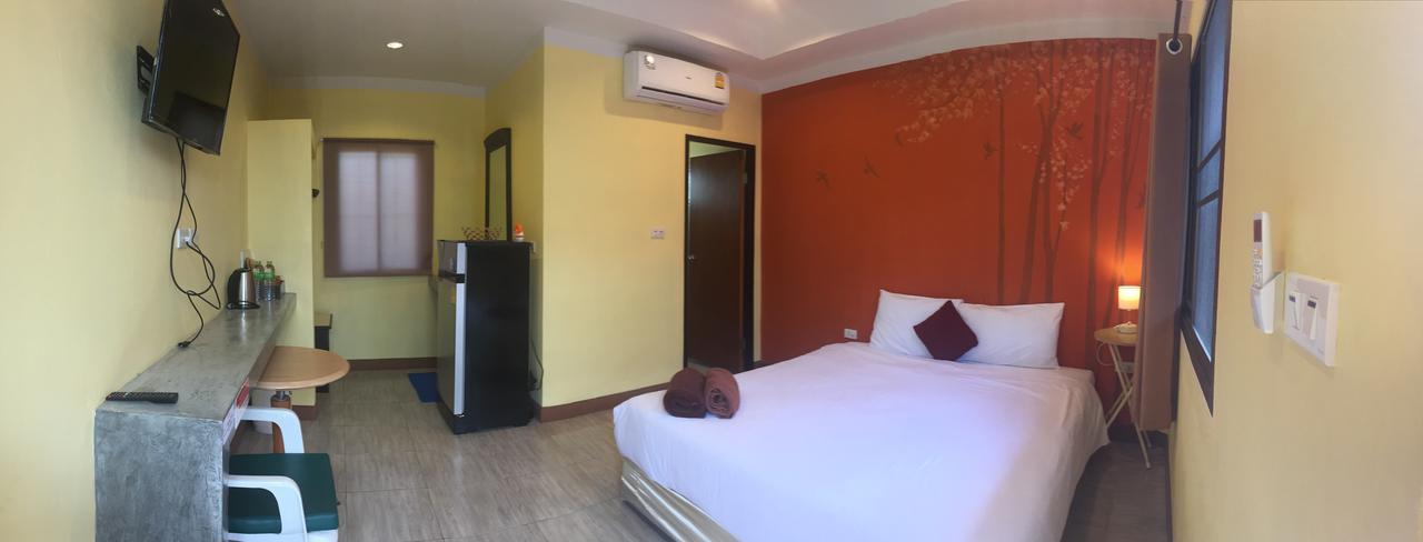 Chill Land House Hotel Bang Tao Beach  Exterior foto