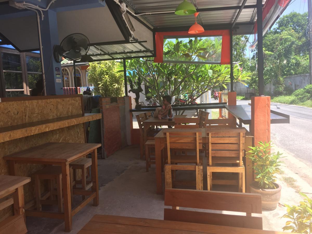 Chill Land House Hotel Bang Tao Beach  Exterior foto