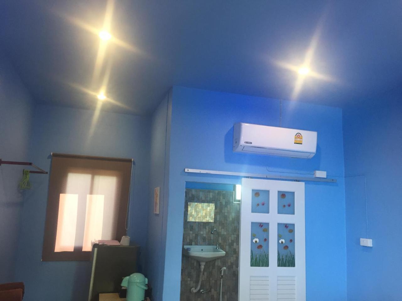 Chill Land House Hotel Bang Tao Beach  Exterior foto